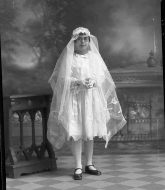 CH085 Jeune fille inconnue, 1930.