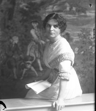 CH085/001/002/0129 Femme inconnue, 1910.