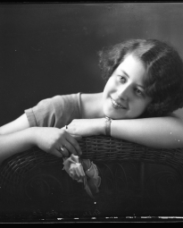 CH085 Mademoiselle Matte, 1926.