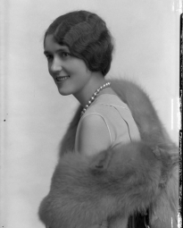 CH085 Mademoiselle Gaudette, 1930.