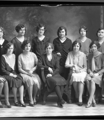CH085 Groupe de femmes de Bell Téléphone, 1930.