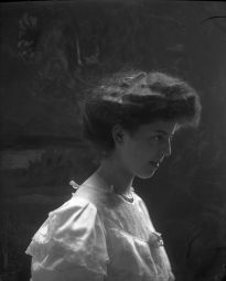 CH085/001/002/1322 Femme inconnue, 1905-1915.